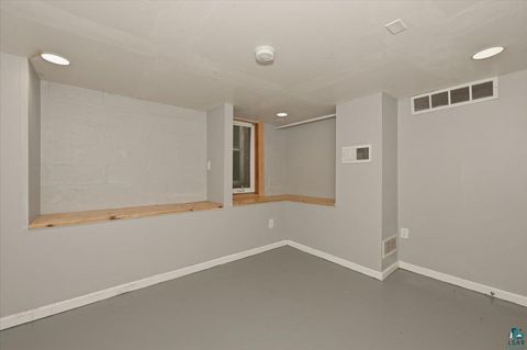 Tiny photo for 609 E 6th St, Duluth, MN 55805 (MLS # 6125970)