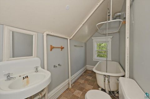 Tiny photo for 609 E 6th St, Duluth, MN 55805 (MLS # 6125970)