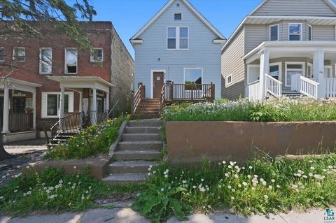 Photo of 609 E 6th St, Duluth, MN 55805 (MLS # 6125970)