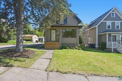 Photo of 1014 N 12th Ave E AVE, Duluth, MN 55805 (MLS # 6125819)