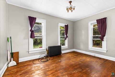 Tiny photo for 2024 W 5th St, Duluth, MN 55804 (MLS # 6128122)