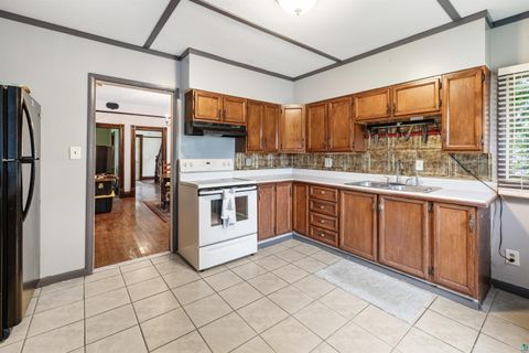 Tiny photo for 213 W Wisconsin Ave, Gilbert, MN 55741 (MLS # 6126351)