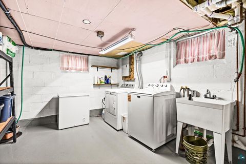 Tiny photo for 4823 Peabody St, Duluth, MN 55804 (MLS # 6124975)