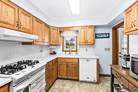 Tiny photo for 4823 Peabody St, Duluth, MN 55804 (MLS # 6124975)
