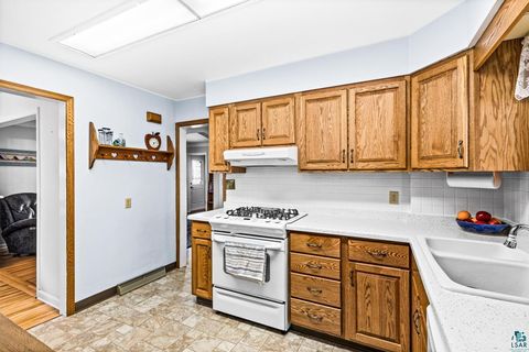 Tiny photo for 4823 Peabody St, Duluth, MN 55804 (MLS # 6124975)