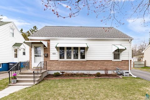 Photo of 4823 Peabody St, Duluth, MN 55804 (MLS # 6124975)