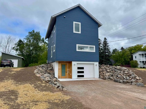 Photo of 6301 Sherburne St, Duluth, MN 55807 (MLS # 6127842)