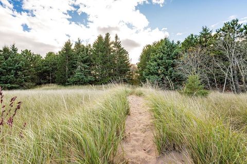 Tiny photo for 3618 Minnesota Ave, Duluth, MN 55802 (MLS # 6122578)