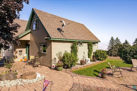Tiny photo for 1101 W Skyline Pkwy, Duluth, MN 55806 (MLS # 6124501)
