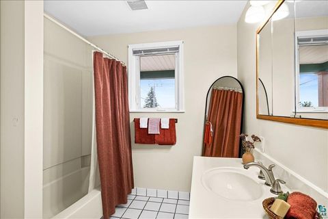 Tiny photo for 1101 W Skyline Pkwy, Duluth, MN 55806 (MLS # 6124501)