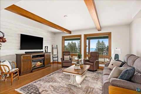 Tiny photo for 1101 W Skyline Pkwy, Duluth, MN 55806 (MLS # 6124501)