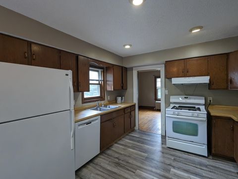 Tiny photo for 215 W Arrowhead Rd, Duluth, MN 55803 (MLS # 6123741)