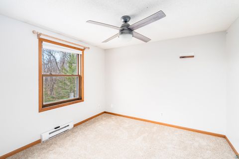 Tiny photo for 1504 Minneapolis Ave, Duluth, MN 55803 (MLS # 6124915)