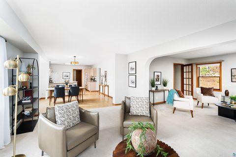 Tiny photo for 1504 Minneapolis Ave, Duluth, MN 55803 (MLS # 6124915)
