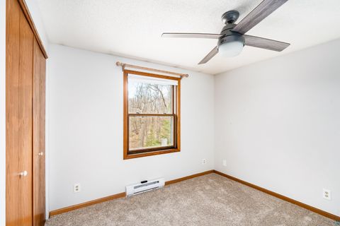 Tiny photo for 1504 Minneapolis Ave, Duluth, MN 55803 (MLS # 6124915)