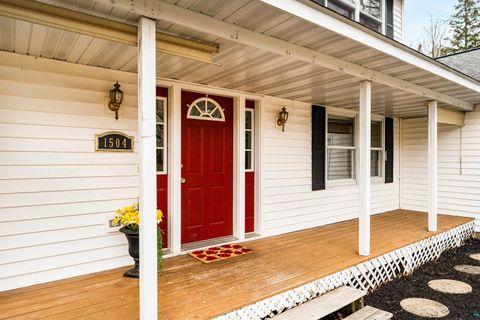 Tiny photo for 1504 Minneapolis Ave, Duluth, MN 55803 (MLS # 6124915)