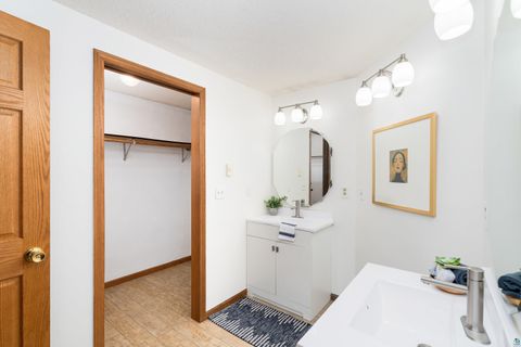 Tiny photo for 1504 Minneapolis Ave, Duluth, MN 55803 (MLS # 6124915)