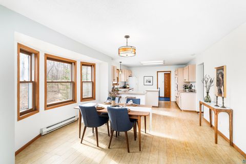 Tiny photo for 1504 Minneapolis Ave, Duluth, MN 55803 (MLS # 6124915)