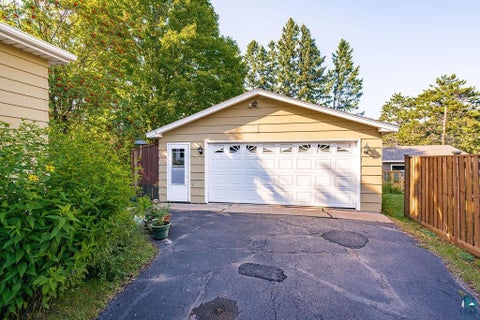 Tiny photo for 305 W Faribault St, Duluth, MN 55803 (MLS # 6127755)