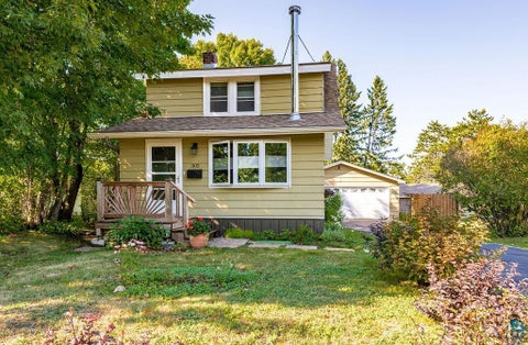 Tiny photo for 305 W Faribault St, Duluth, MN 55803 (MLS # 6127755)