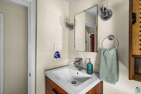 Tiny photo for 305 W Faribault St, Duluth, MN 55803 (MLS # 6127755)