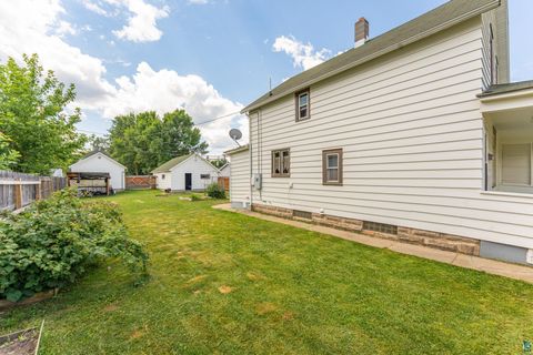 Tiny photo for 712 E Camp St, Ely, MN 55731 (MLS # 6126806)