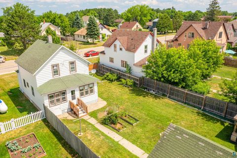 Tiny photo for 712 E Camp St, Ely, MN 55731 (MLS # 6126806)