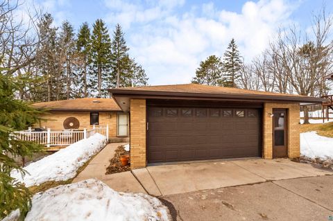 Photo of 1715 Dodge Ave, Duluth, MN 55811 (MLS # 6124192)