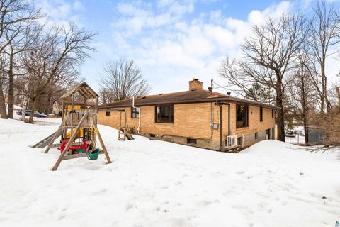Tiny photo for 1715 Dodge Ave, Duluth, MN 55811 (MLS # 6124192)