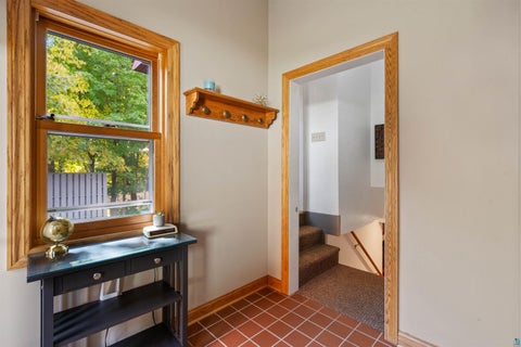 Tiny photo for 1404 N Stanford Ave, Duluth, MN 55811 (MLS # 6128210)
