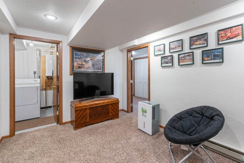 Tiny photo for 1404 N Stanford Ave, Duluth, MN 55811 (MLS # 6128210)
