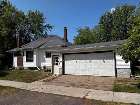 Tiny photo for 2331 E 10th St, Superior, MN 54880 (MLS # 6127507)