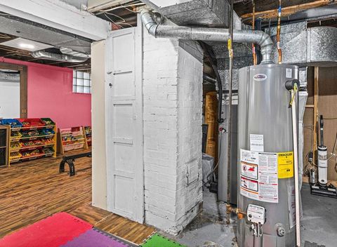 Tiny photo for 2502 W 15th St, Duluth, MN 55806 (MLS # 6123626)