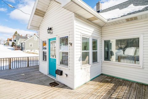 Tiny photo for 2502 W 15th St, Duluth, MN 55806 (MLS # 6123626)