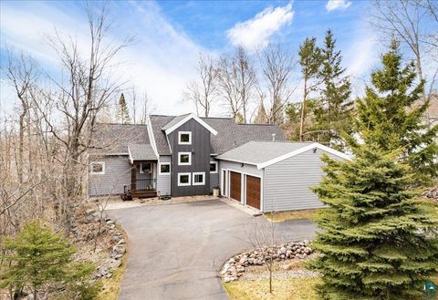 Photo of 4026 Colorado St, Duluth, MN 55804 (MLS # 6125145)
