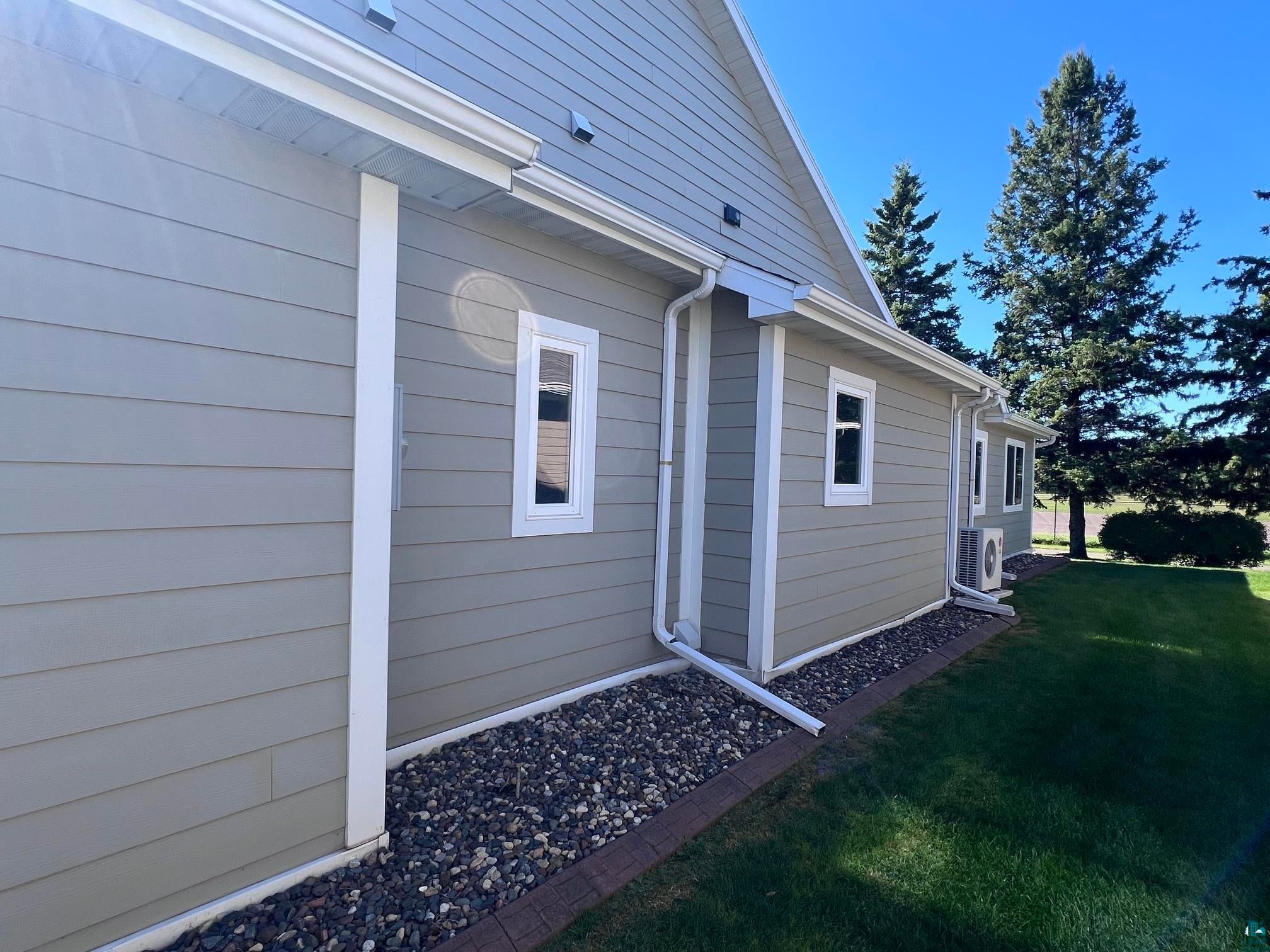 38 Billings Ln