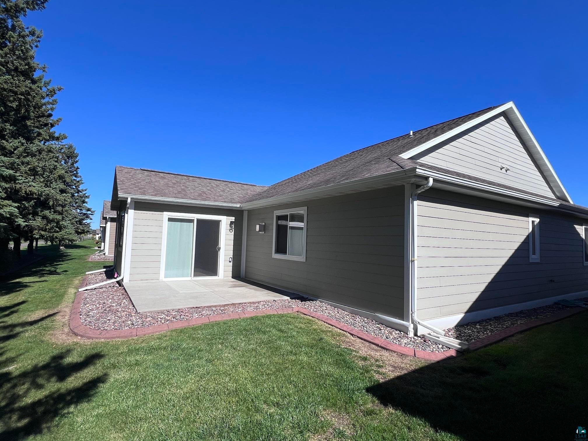 38 Billings Ln