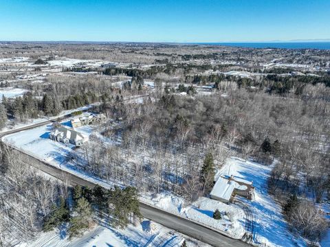 Tiny photo for 20 Stanford Ave, Duluth, MN 55811 (MLS # 6122937)