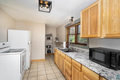 Tiny photo for 6124 Nashua St, Duluth, MN 55807 (MLS # 6127931)