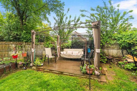 Tiny photo for 2101 E 1st St, Duluth, MN 55812 (MLS # 6125732)