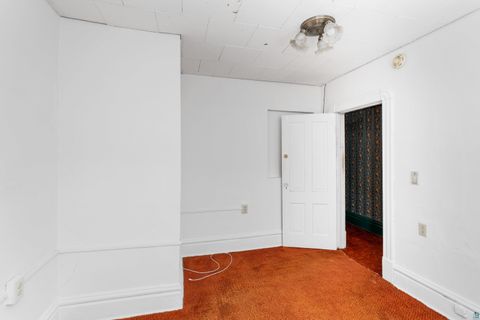 Tiny photo for 2101 E 1st St, Duluth, MN 55812 (MLS # 6125732)