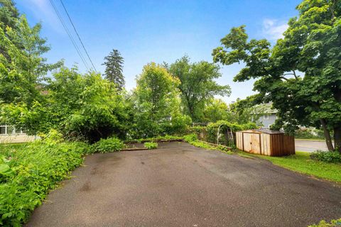 Tiny photo for 2101 E 1st St, Duluth, MN 55812 (MLS # 6125732)