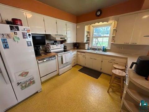 Tiny photo for 3809 E 2nd Ave, Hibbing, MN 55746 (MLS # 6128068)