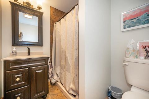 Tiny photo for 3239 S Lake Ave, Duluth, MN 55802 (MLS # 6122478)