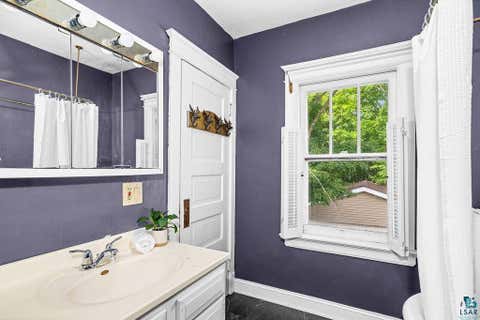 Tiny photo for 123 E Winona St, Duluth, MN 55803 (MLS # 6127510)