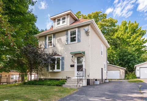 Photo of 123 E Winona St, Duluth, MN 55803 (MLS # 6127510)