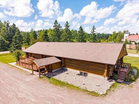 Photo of 5722 Homestead Rd, Duluth, MN 55804 (MLS # 6123273)