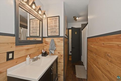 Tiny photo for 51 E Owatonna St, Duluth, MN 55803 (MLS # 6125319)