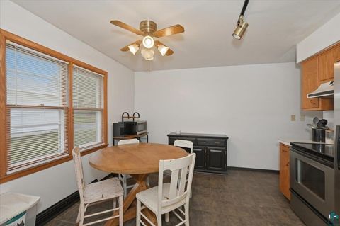 Tiny photo for 51 E Owatonna St, Duluth, MN 55803 (MLS # 6125319)