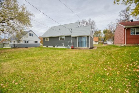 Tiny photo for 420 Arlington Rd, Hoyt Lakes, MN 55750 (MLS # 6122488)